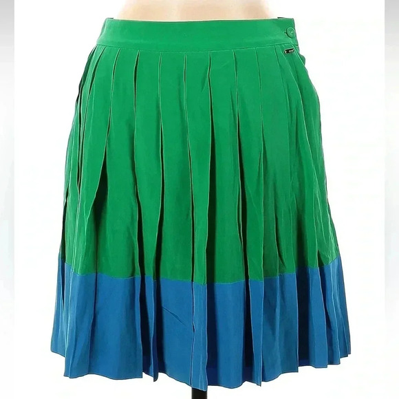 Escada Sport by Jonathan Saunders 100% Silk Blue & Green Pleated Skirt Size 36 - Picture 1 of 7